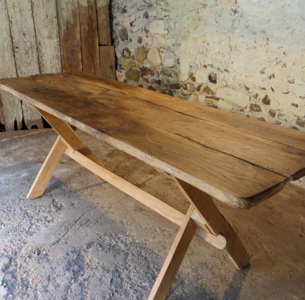 Table by B3KM EcoDesign