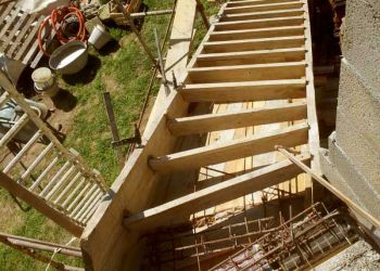 Formwork for concrete stairs by B3KM EcoDesign